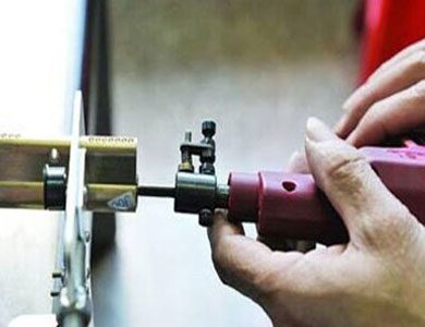 贡嘎24小时上门开锁公司